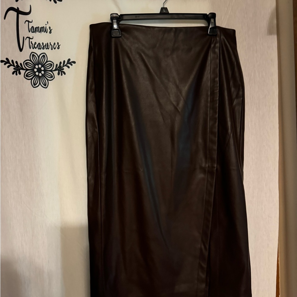 Women’s Dark Brown Faux Leather Long Pencil Skirt with Side Slit Size  Large